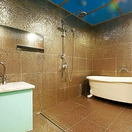 Suyu Solid Hotel